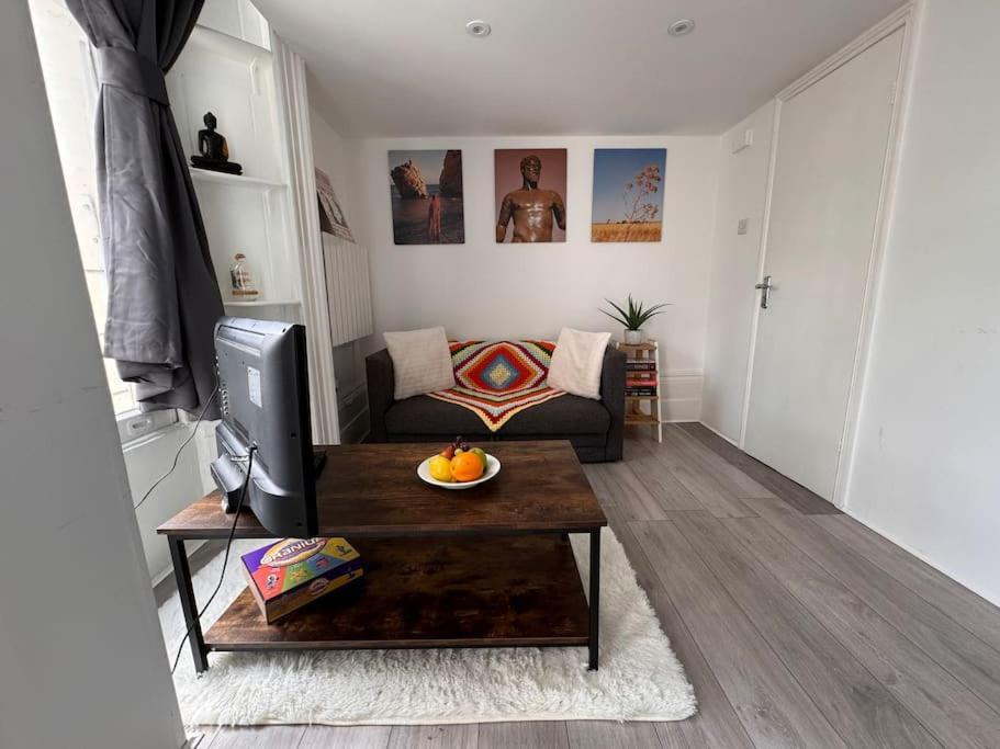 Apartment West Oasis - Escape From Chaos