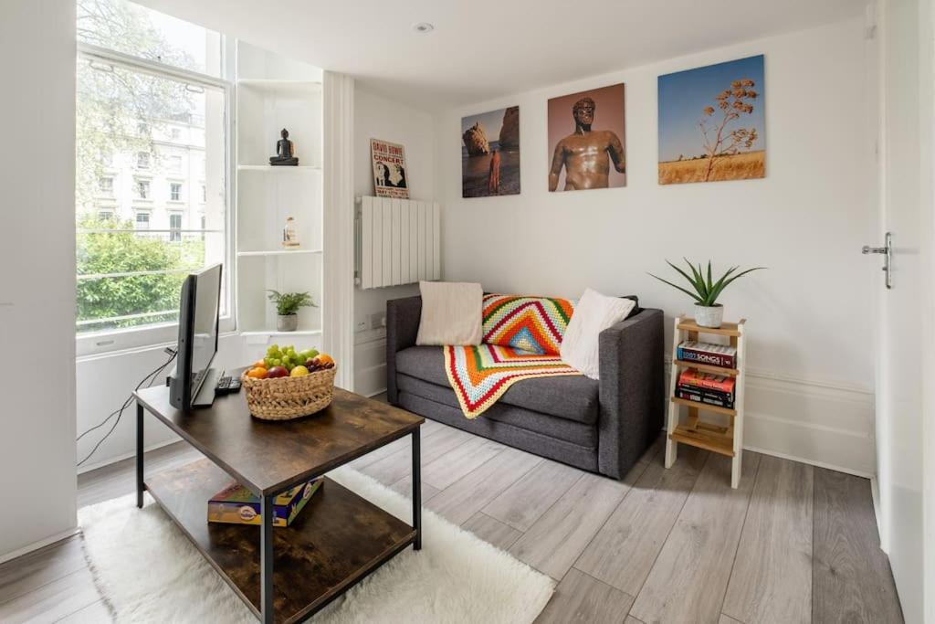 Apartment West Oasis - Escape From Chaos *