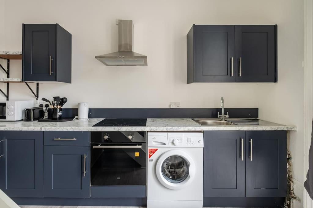Apartment West Oasis - Escape From Chaos London