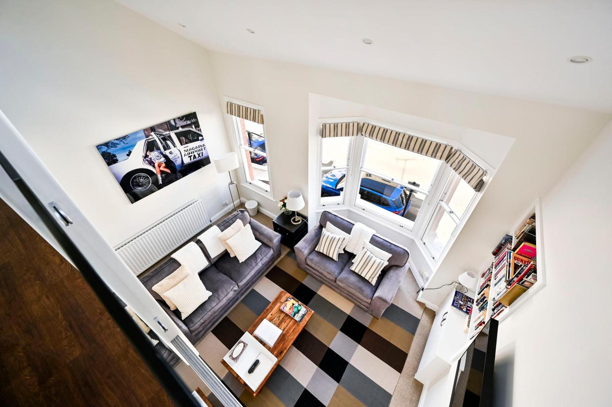 Apartment New Chic 3-bed Flat In Clapham *