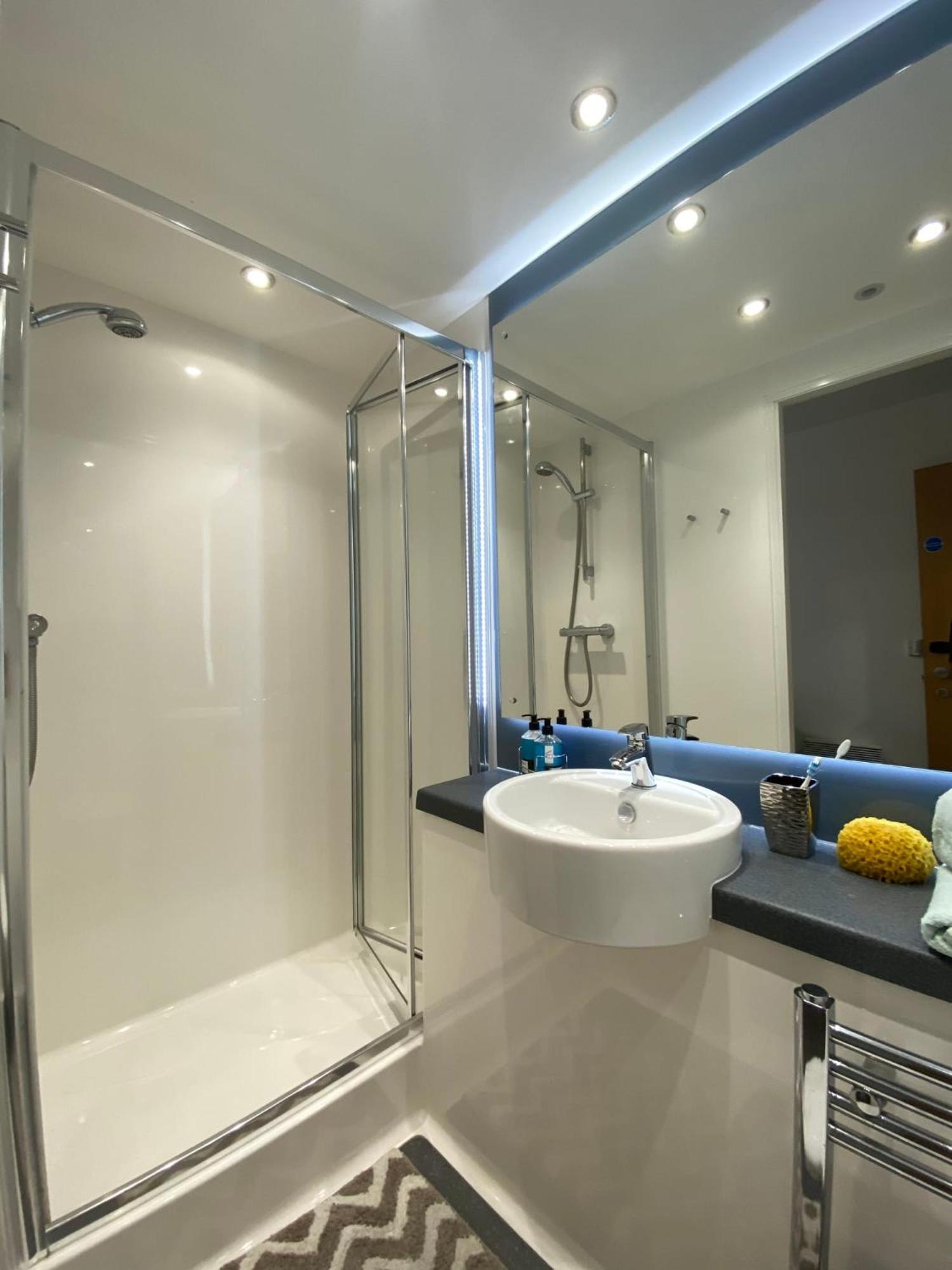 Chic Modern At Mannequin House In Apartamento *