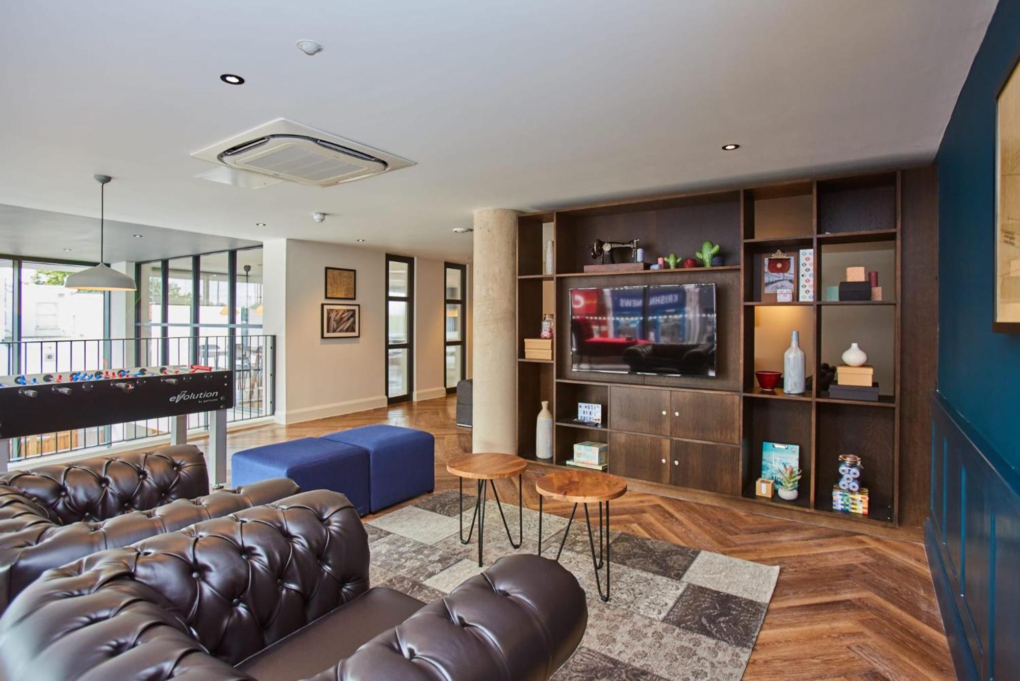 Chic Modern At Mannequin House In Apartamento *
