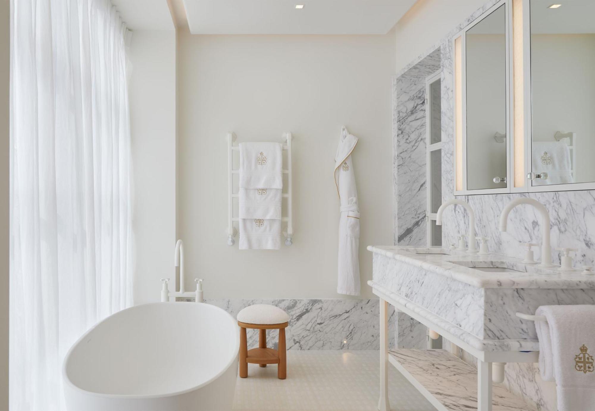 Claridge's, Maybourne Hotel
