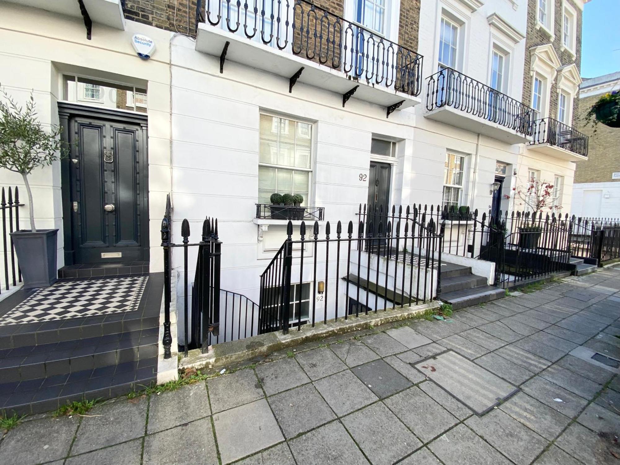 Stylish Maisonette And In Victoria *