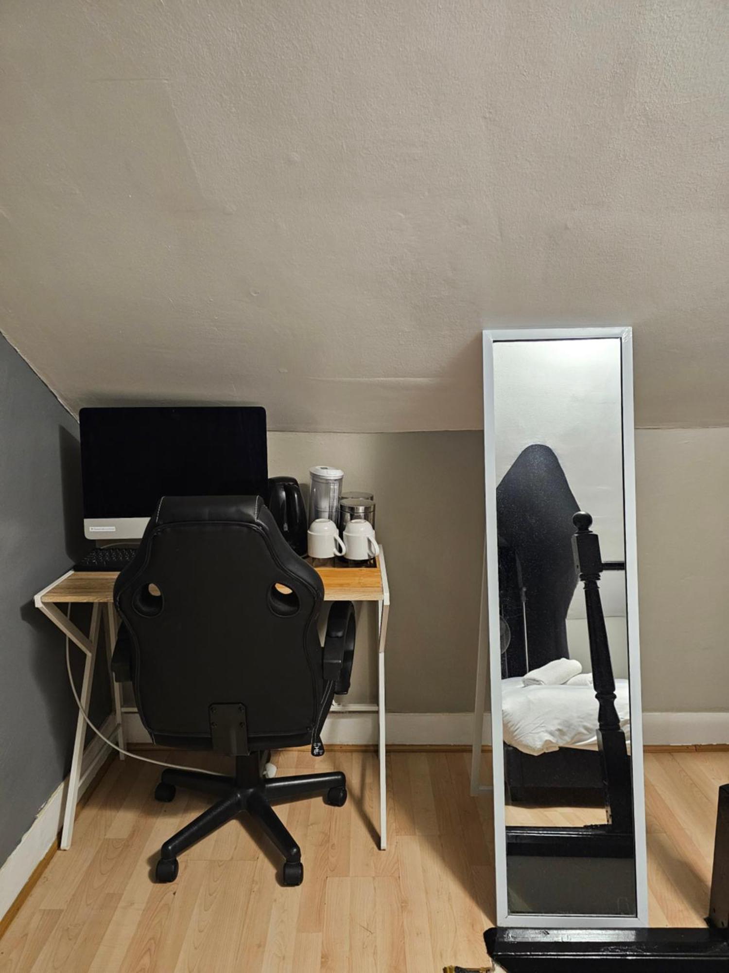 Umbrella Excel Homestay London