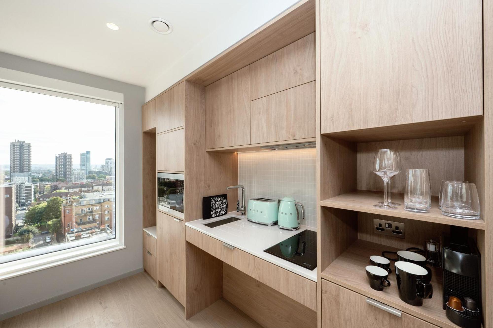 Wilde Aldgate Tower Bridge 4* London