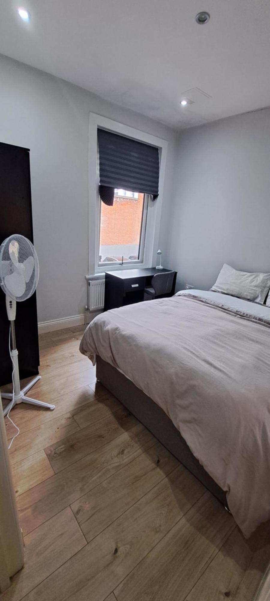 Comfy Fenia Homestay London