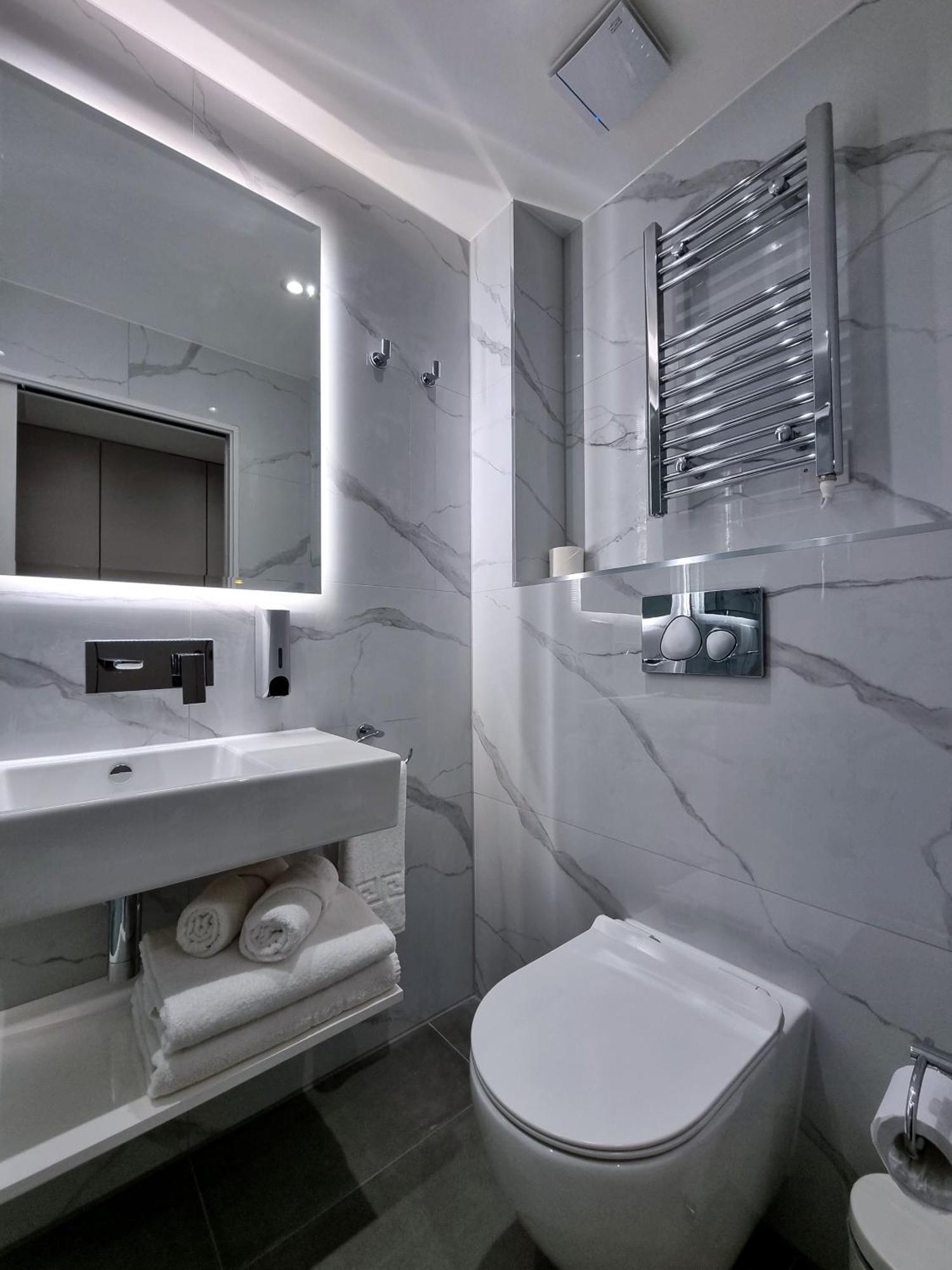 Nox Edgware Road Aparthotel London