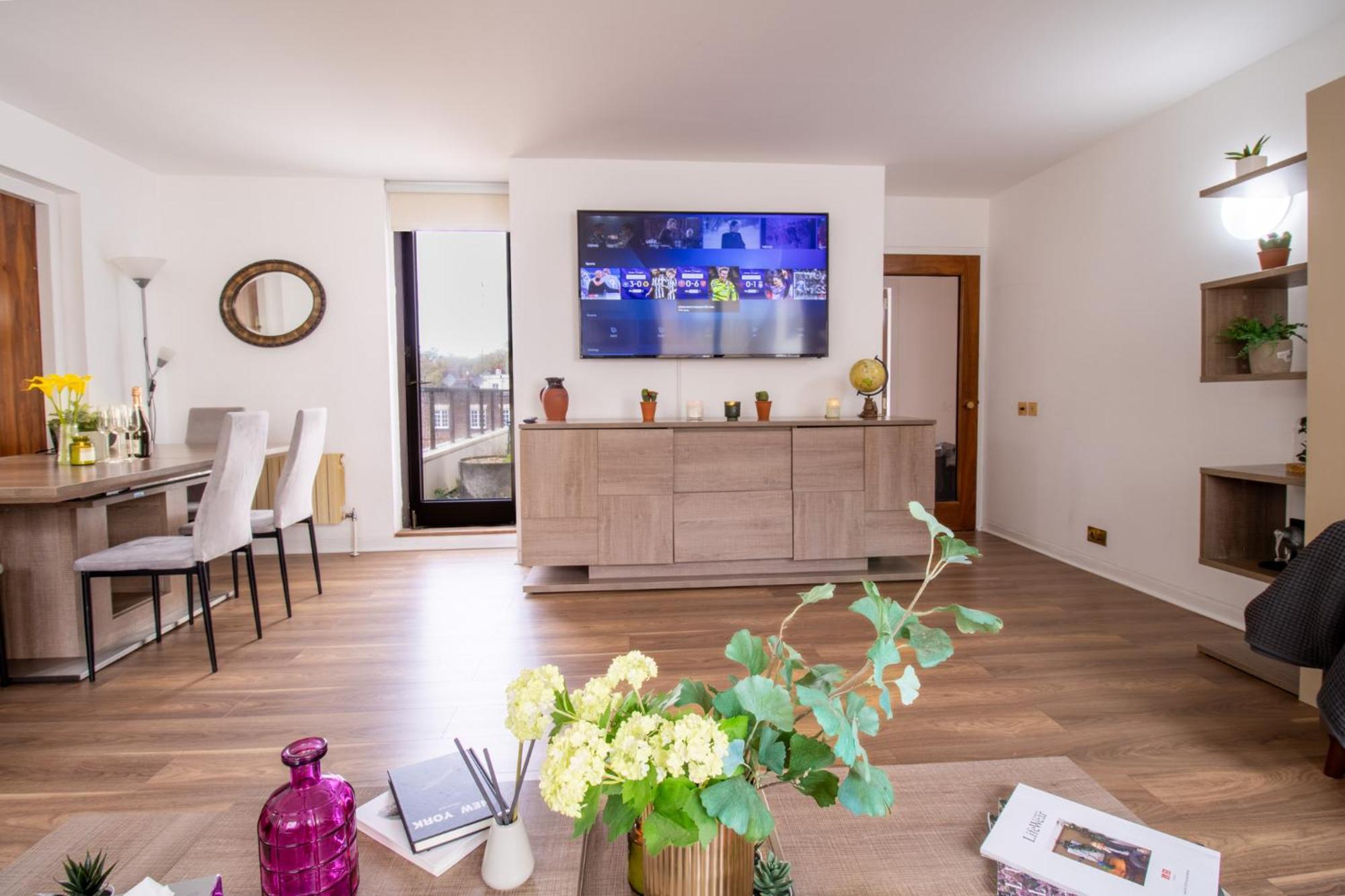 Spacious 2-bedroom In Piccadilly 6100p Apartamento *