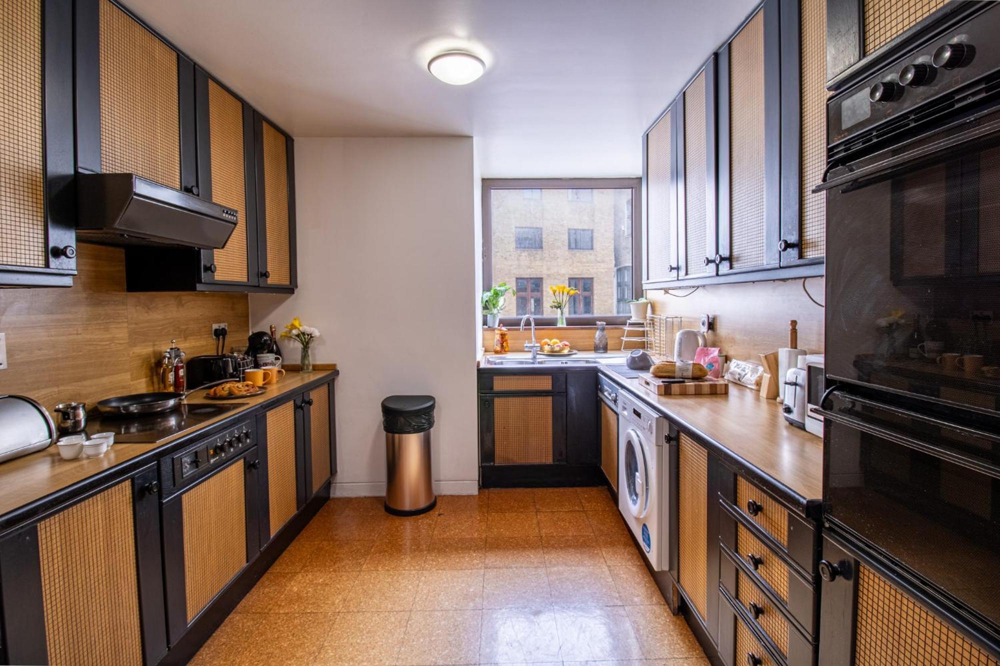 Spacious 2-bedroom In Piccadilly 6100p Apartamento Londres