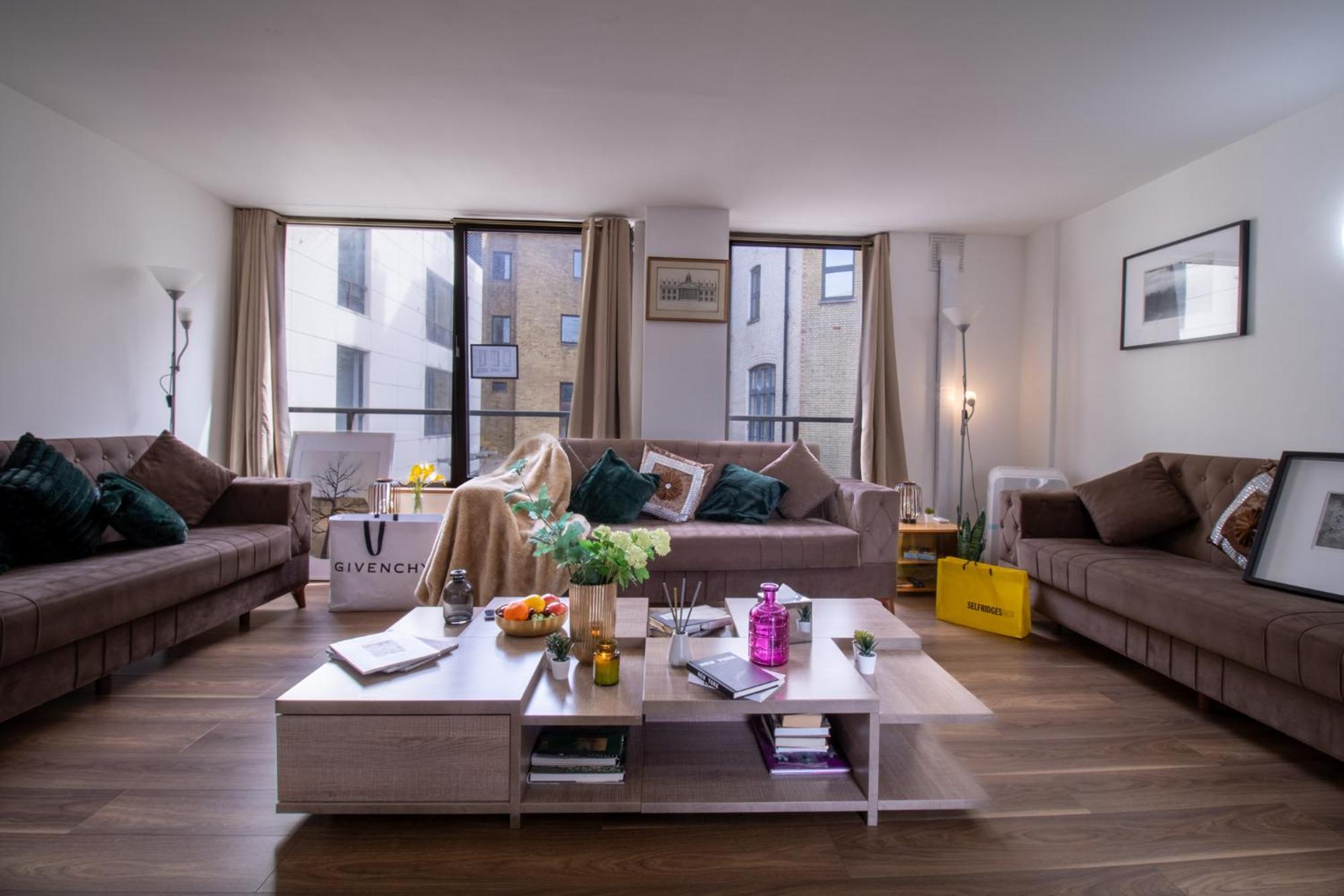 Apartamento Spacious 2-bedroom In Piccadilly 6100p Londres