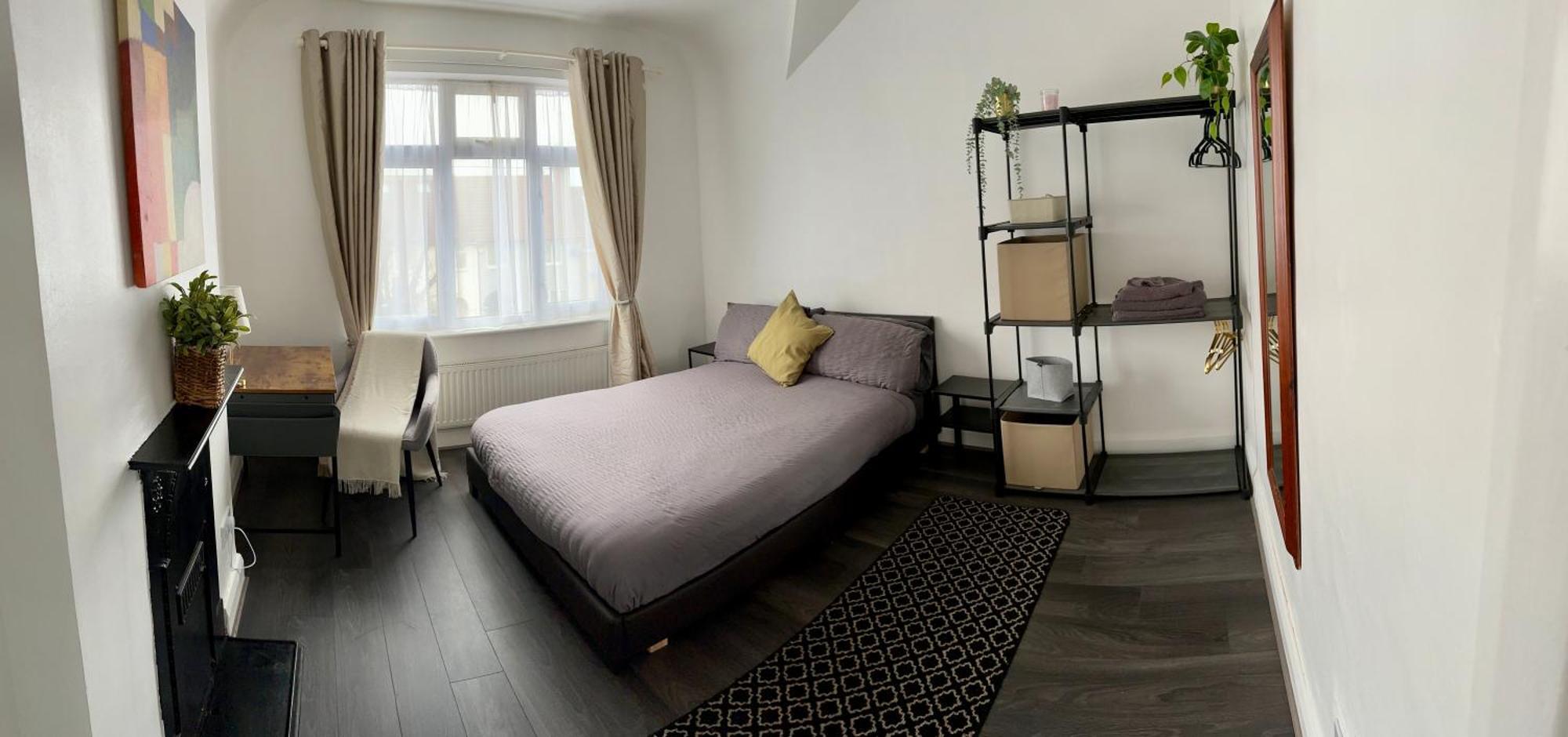 Wembley Oasis: Modern Semi-detached Near Stadium Holiday home