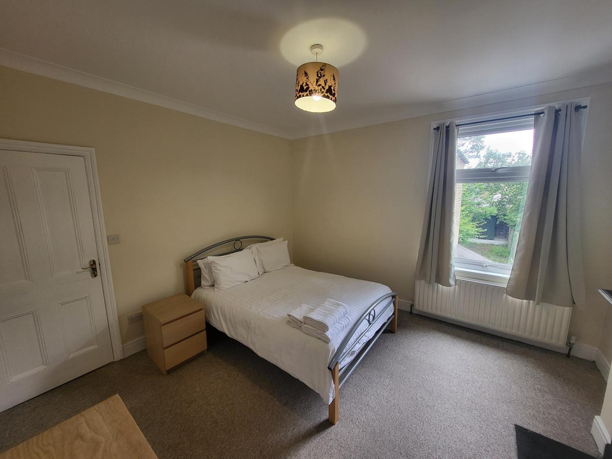 Apartment Spacious Central 5 Bedroom House By Tube Station *