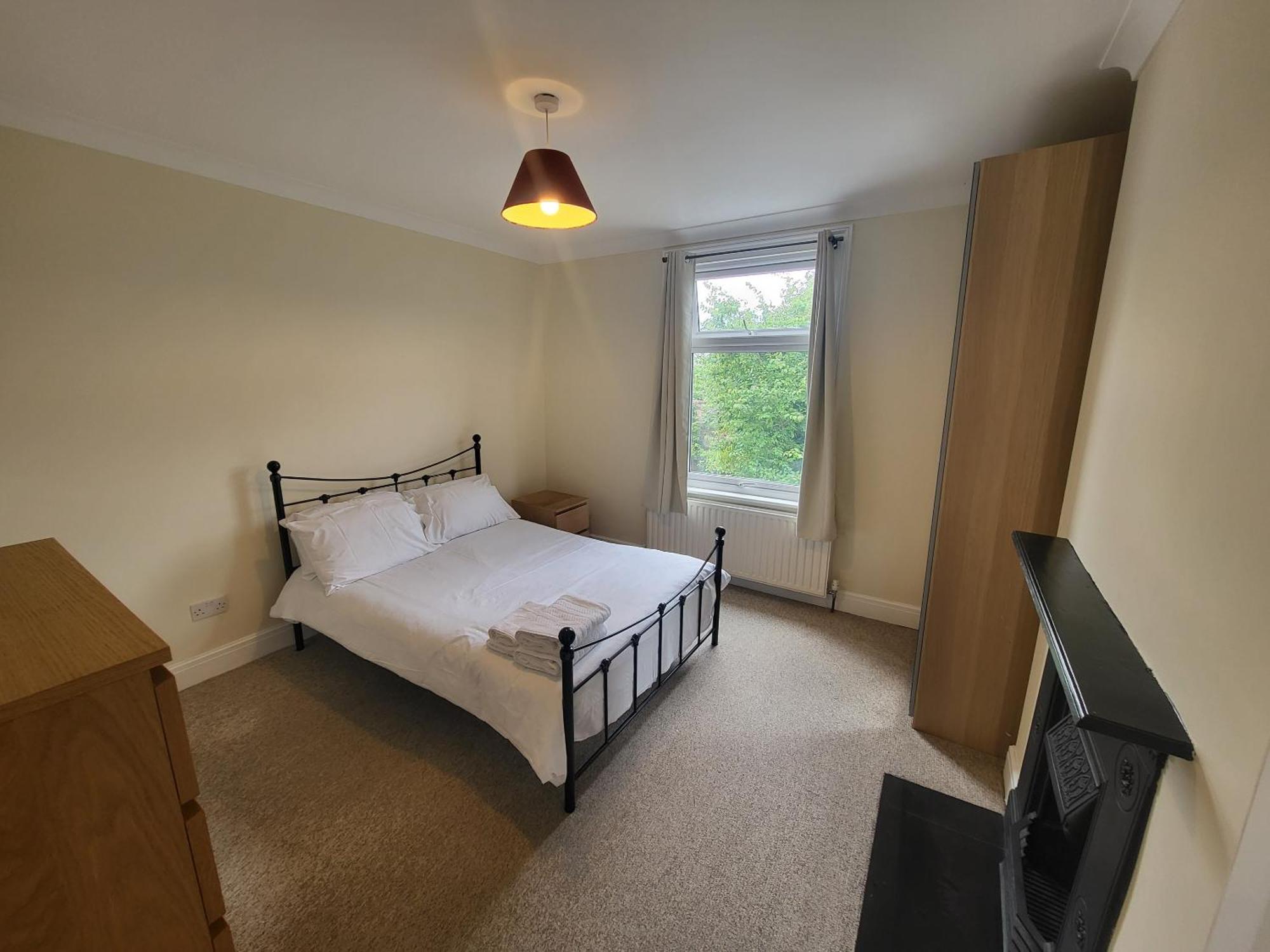Apartment Spacious Central 5 Bedroom House By Tube Station *