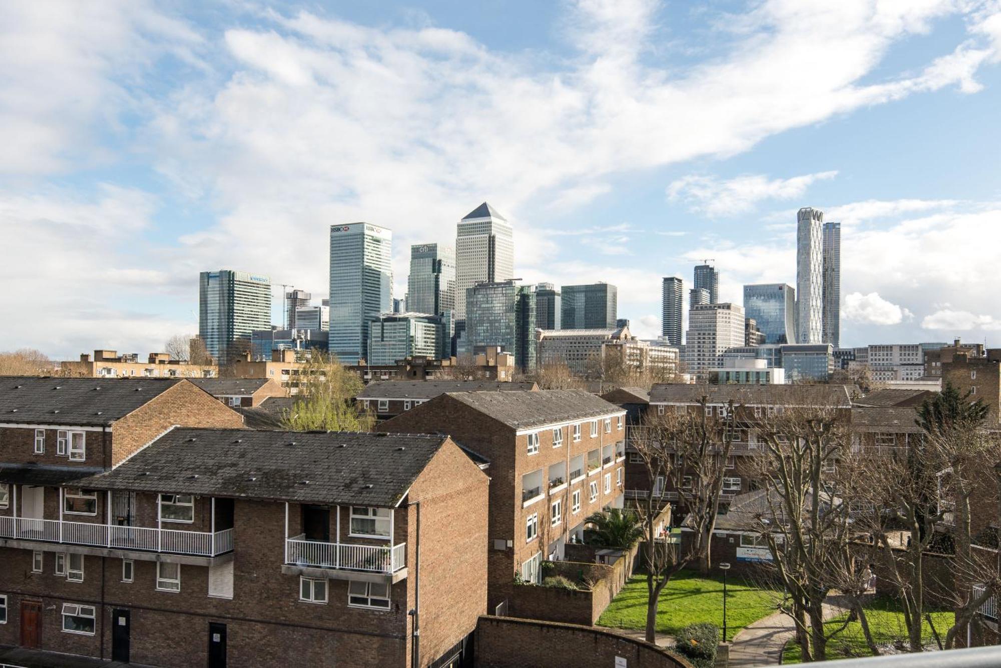 Canarywharf By Sleepy