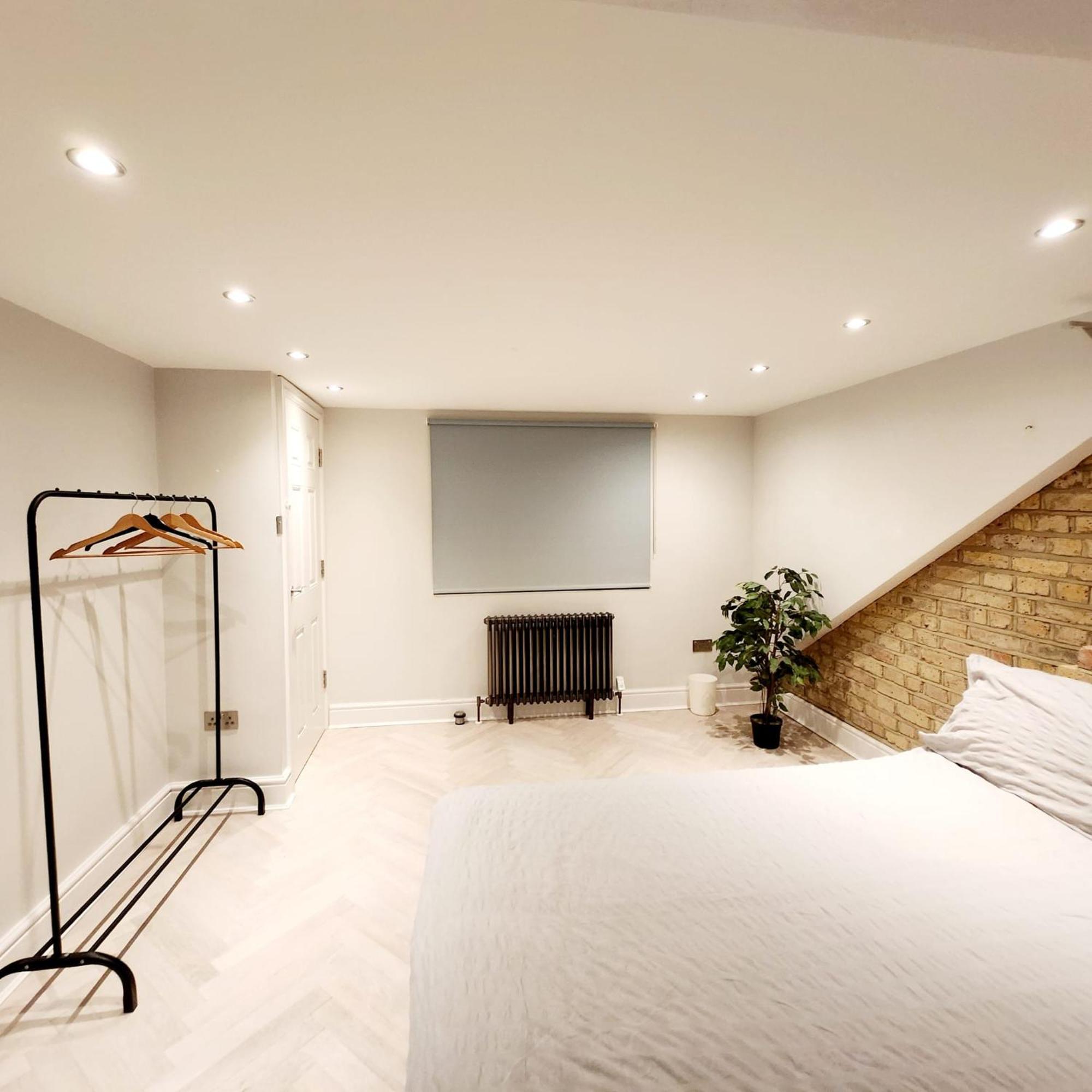 Contemporary 3 Bed House With Spacious Garden Close To Stratford & Canary Wharf Hospedagem domiciliar