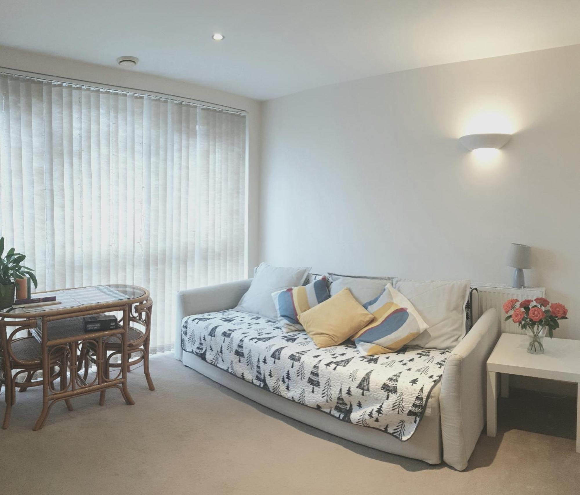 Flat By Excel * London