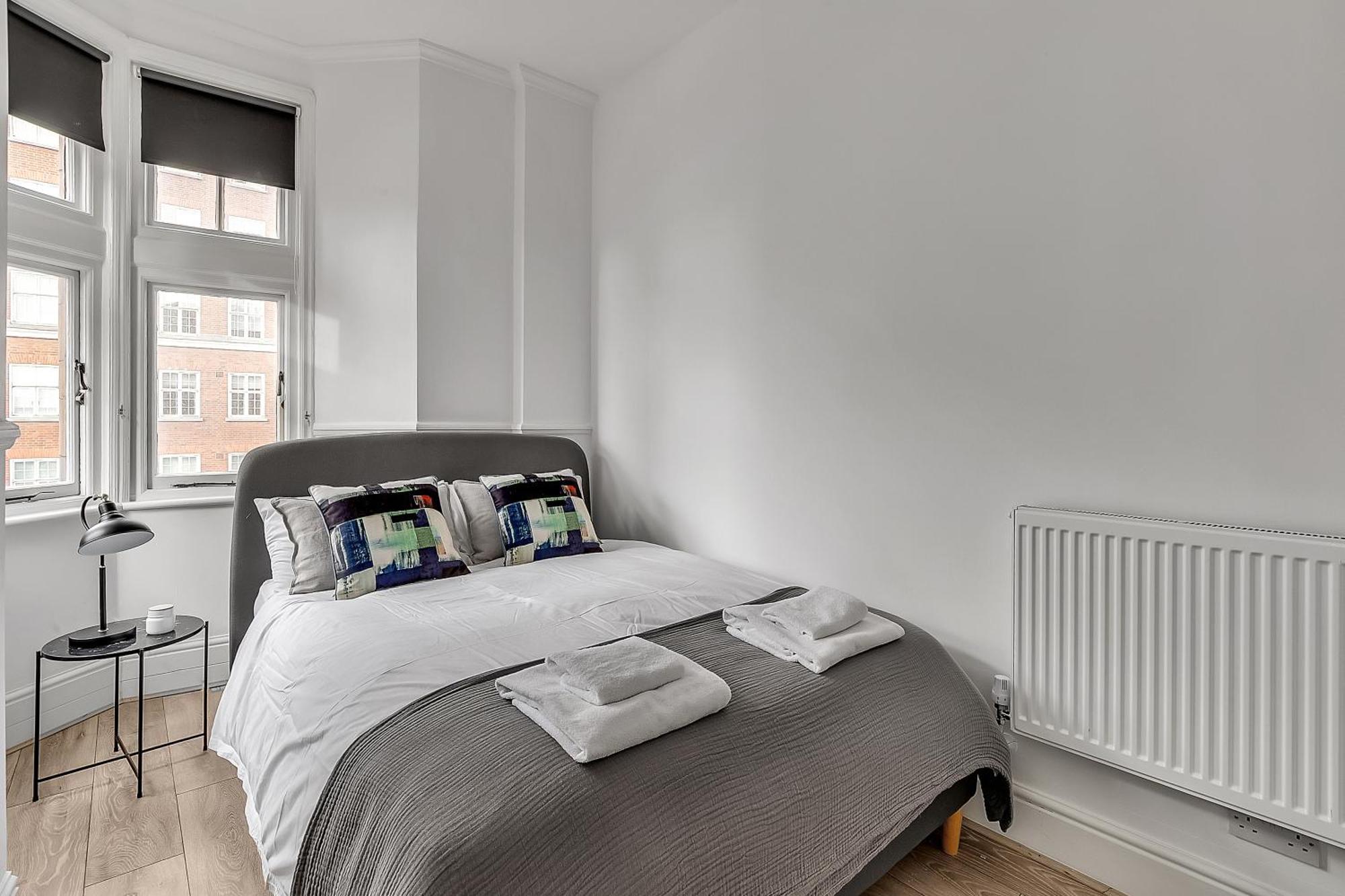 Lovely Kensington Apartment