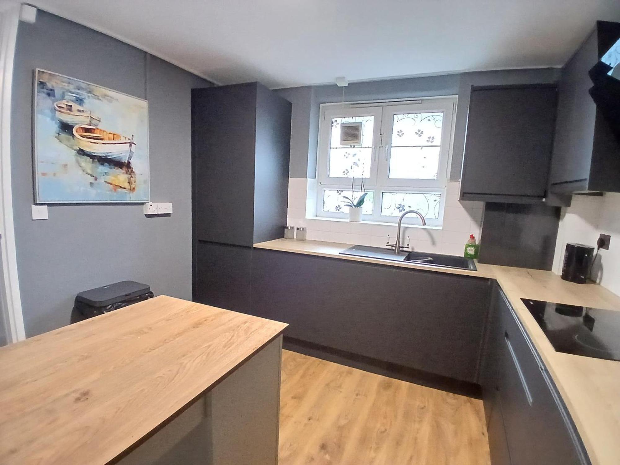 Peaceful Moira - 2 Bedroom Flat Between Brixton And Kennington 10mins To