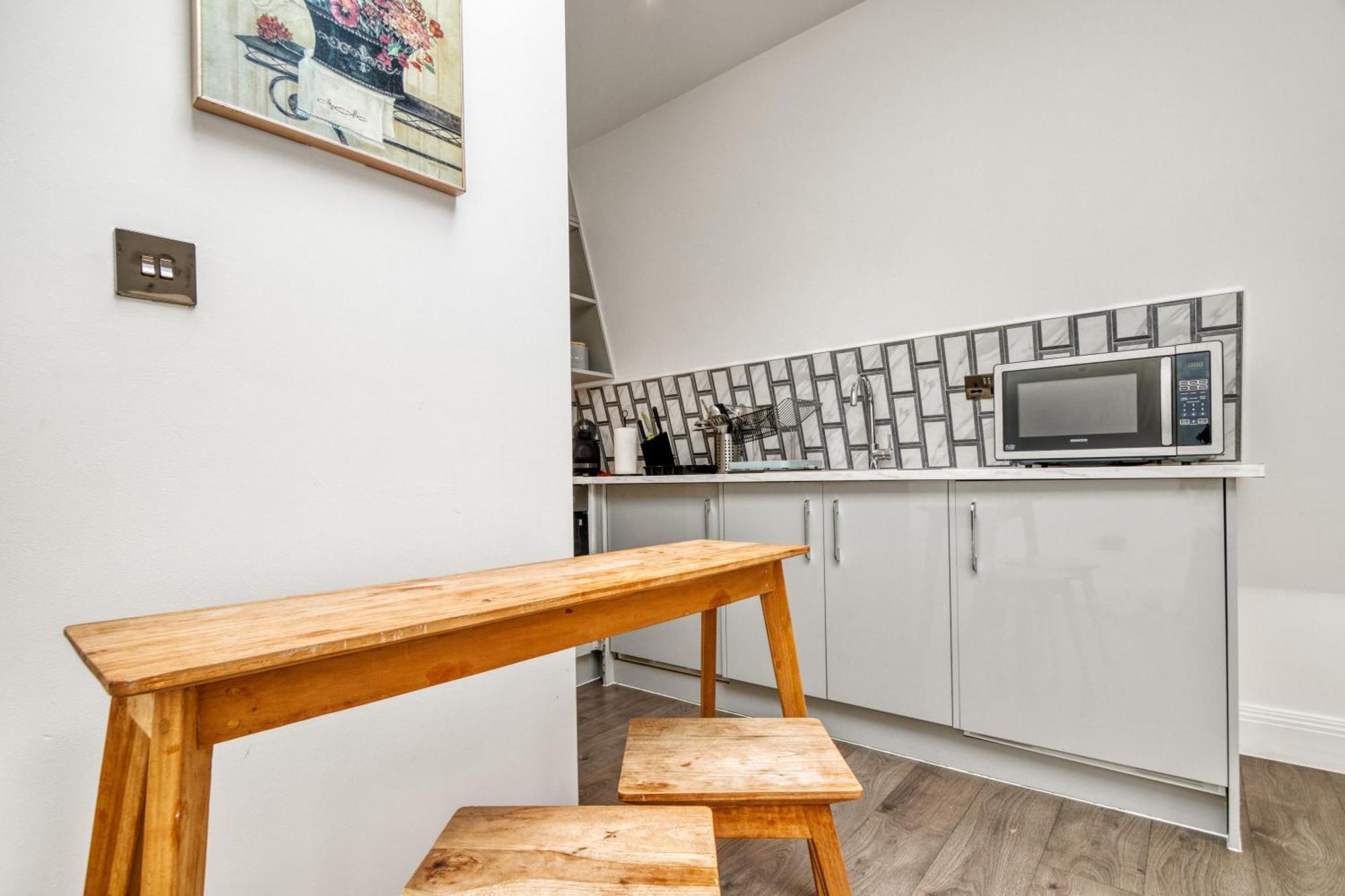 Luxurious Hidden Gem In Wandsworth Apartment