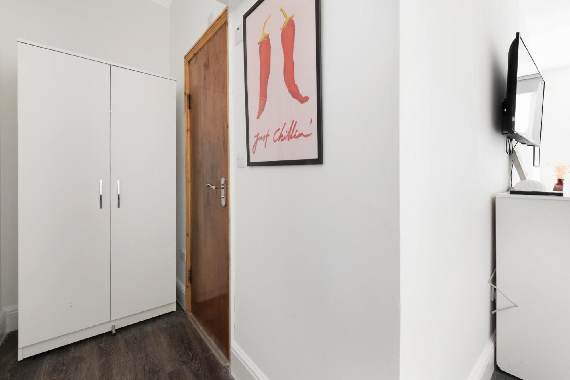 Archway Station Apartment *