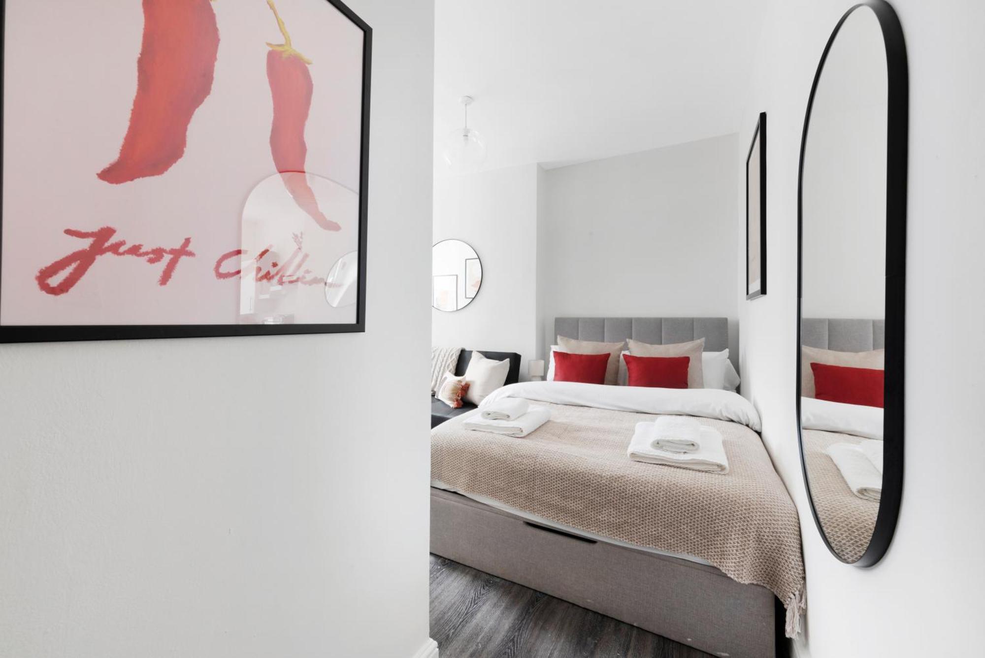 Archway Station Apartment *