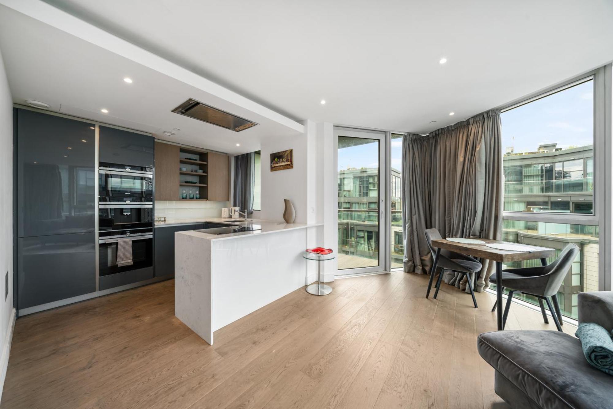 Battersea Luxurious Flat With Ac And Free Parking Apartment