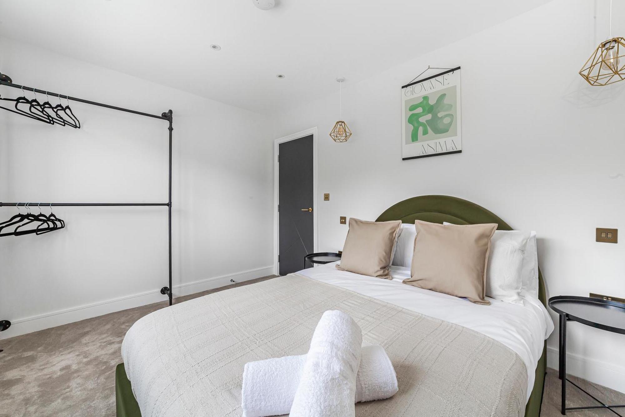 Arte - Serviced For Leisure And Business - Private Parking - 12 Minutes Walking From Wembley Stadium Apartment