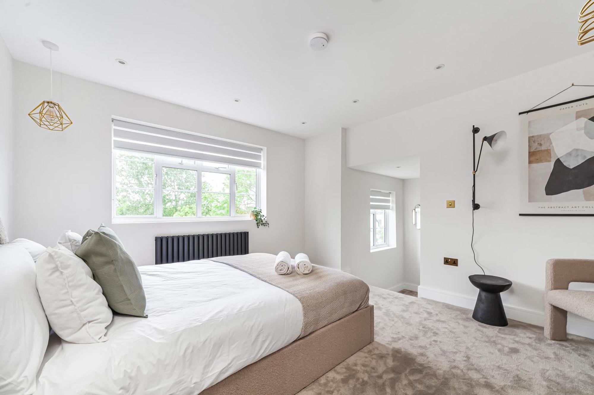 Arte - Serviced For Leisure And Business - Private Parking - 12 Minutes Walking From Wembley Stadium Apartment *