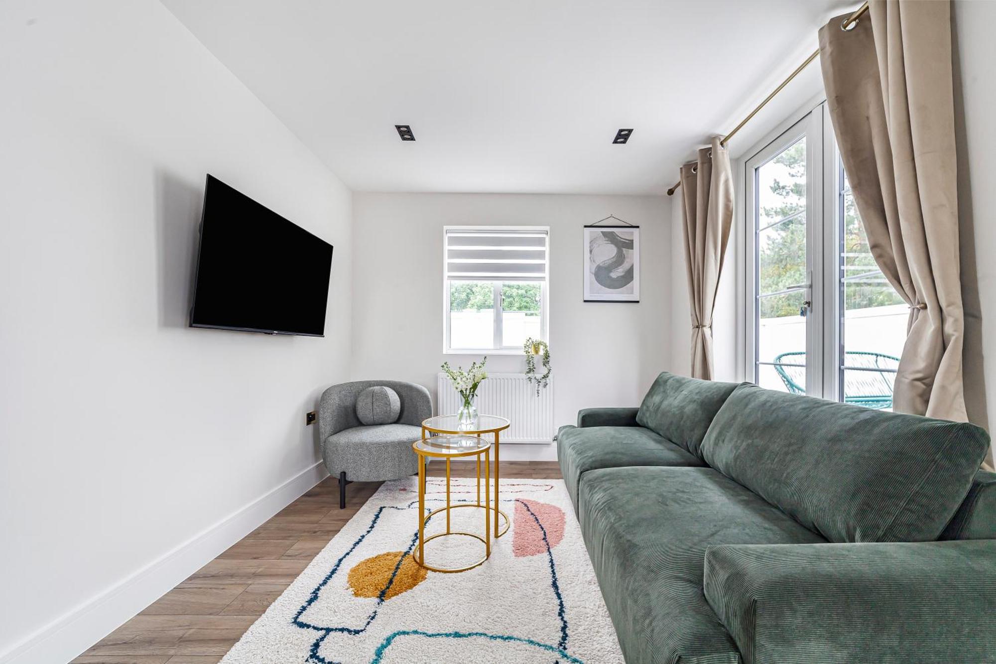 Arte - Serviced For Leisure And Business - Private Parking - 12 Minutes Walking From Wembley Stadium Apartment