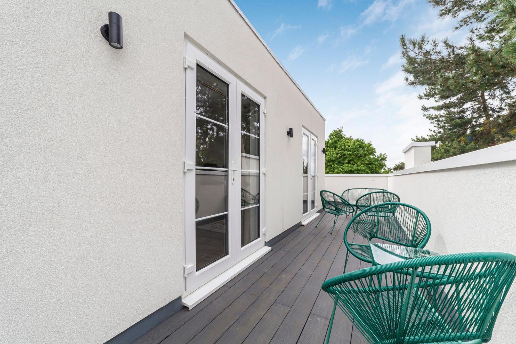 Arte - Serviced For Leisure And Business - Private Parking - 12 Minutes Walking From Wembley Stadium *