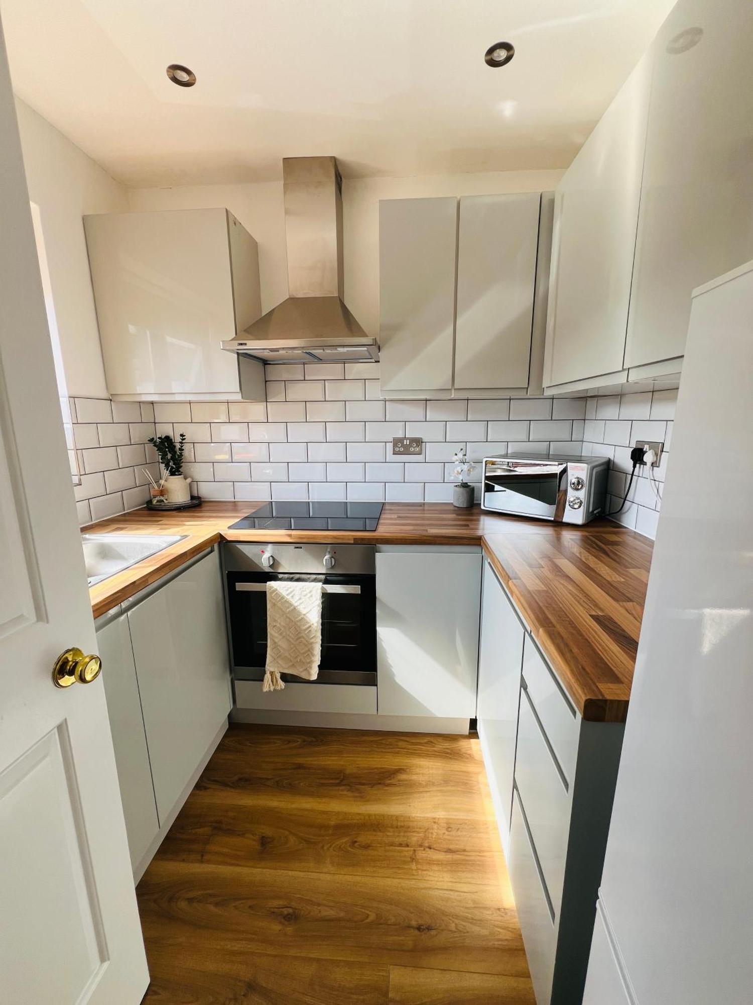 Studio Apartment * London