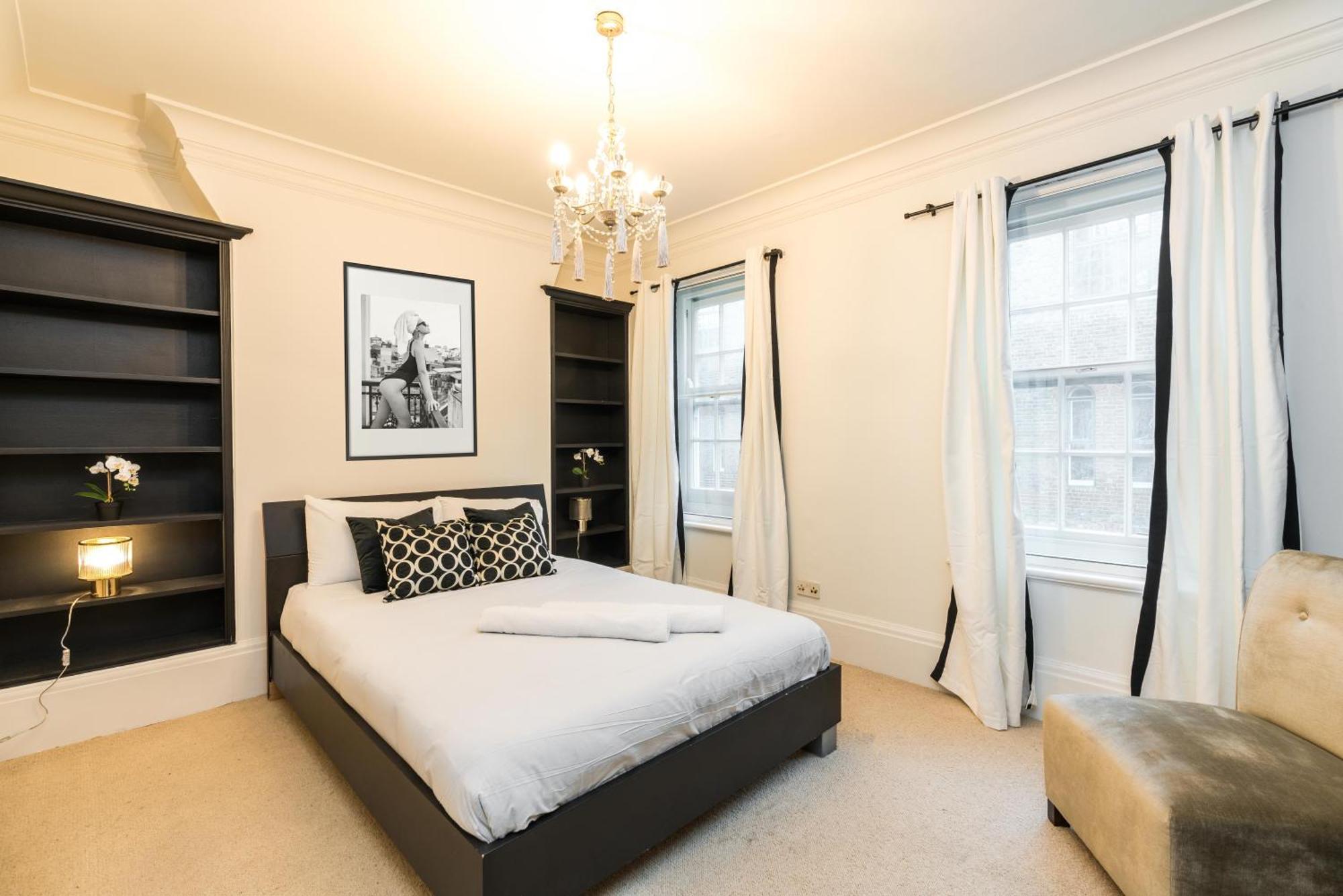 Buckinghampalace-belgravia-saintsjames-trafalgar Square-victoria Pousada