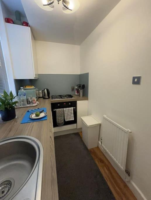 Beautiful Flat One Bedroom In Apartment