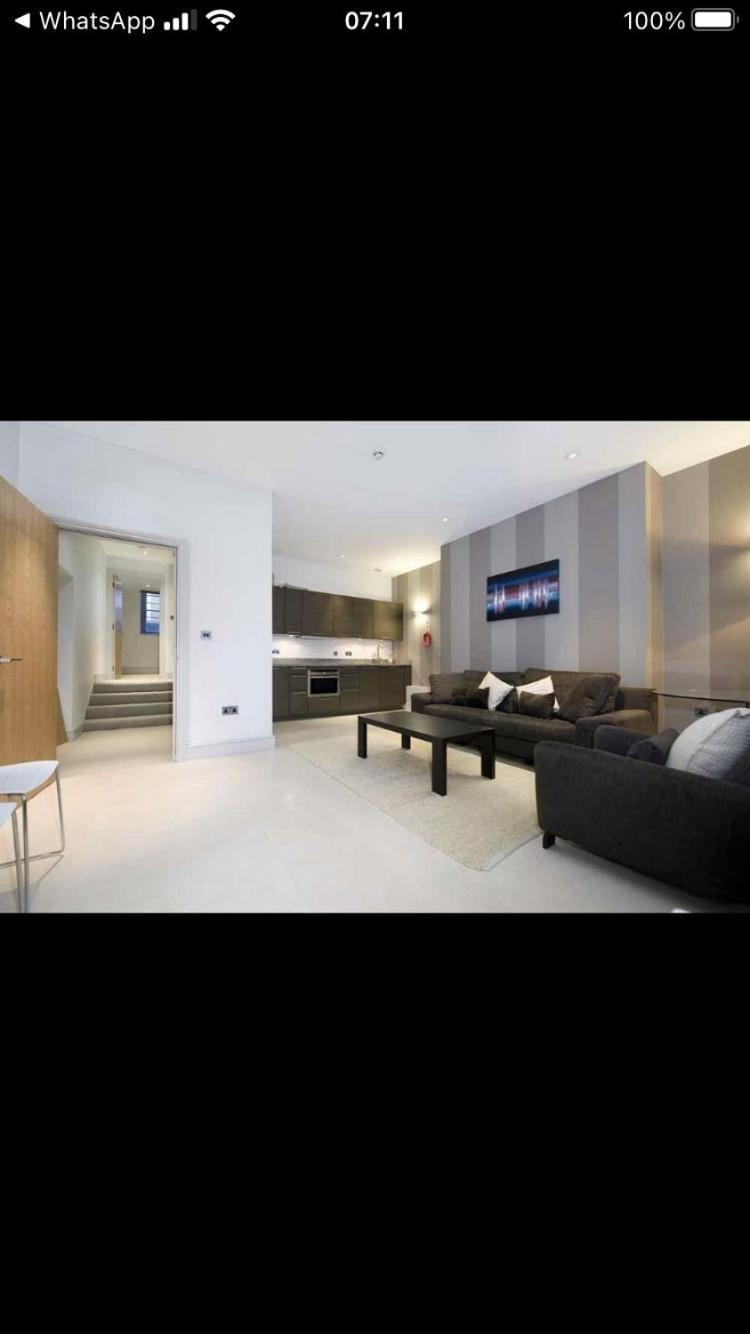 Mayfair 2 Bed Apartment *