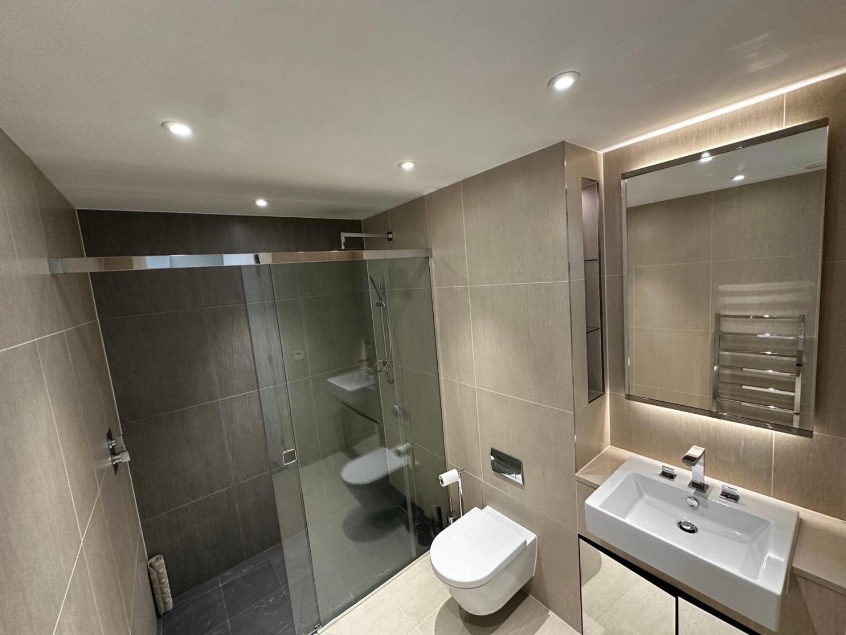 Luxury 2br Next Tower Bridge Apartment London