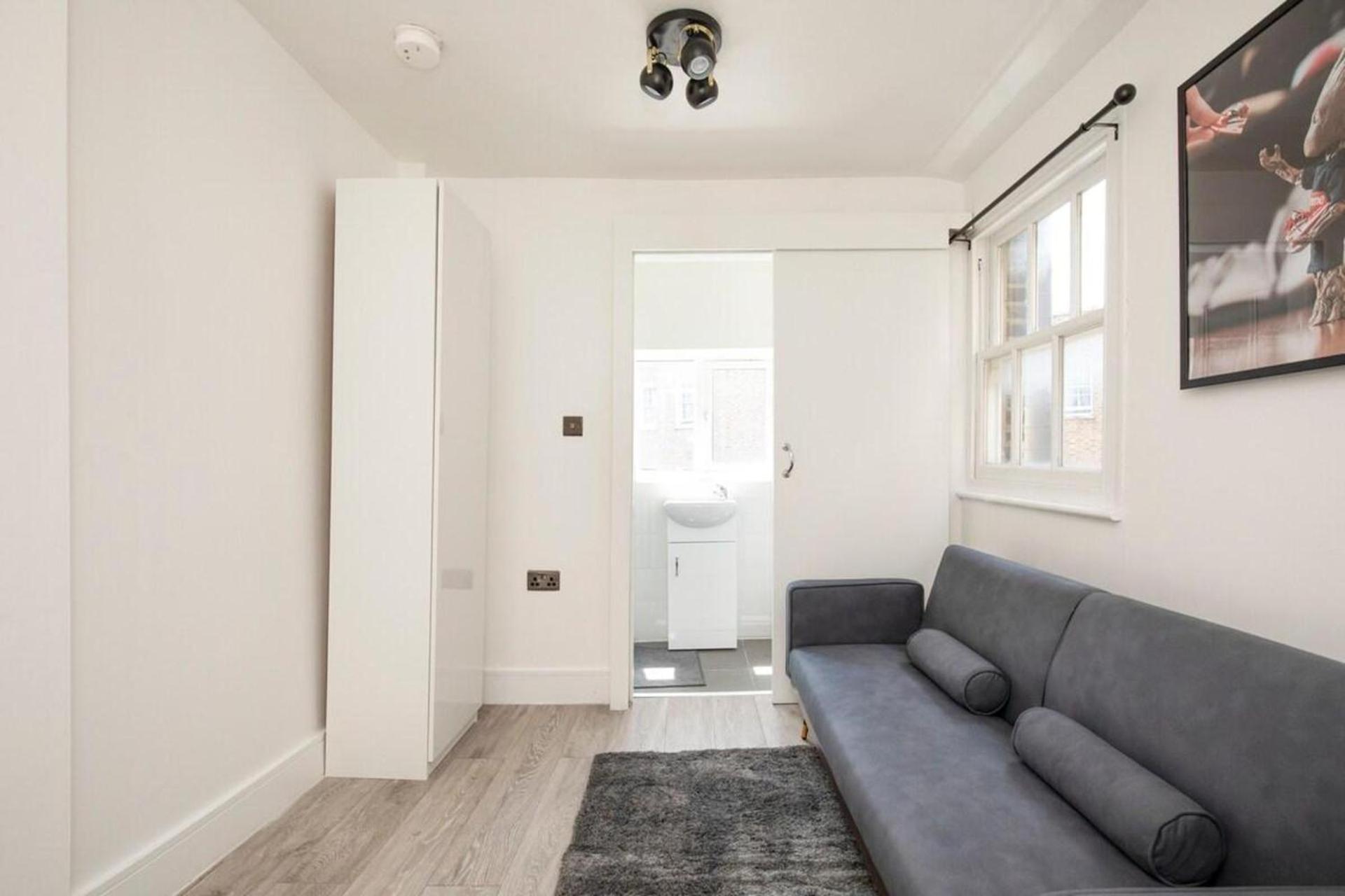 Camberwell - Stylish 4 Bed Apartment