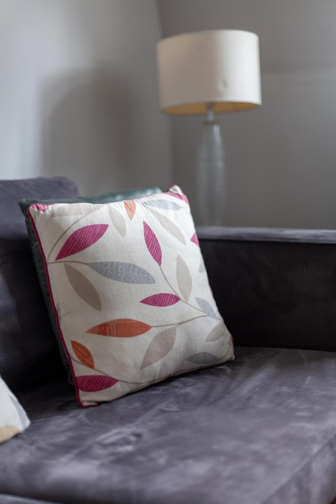 Deluxe Holborn Two Bedroom Apartment