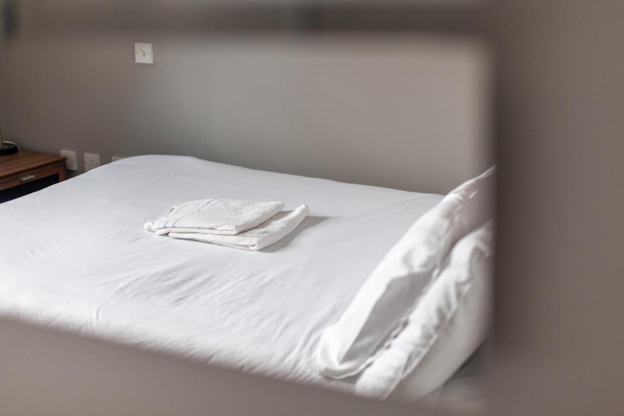 Apartment Deluxe Holborn Two Bedroom London