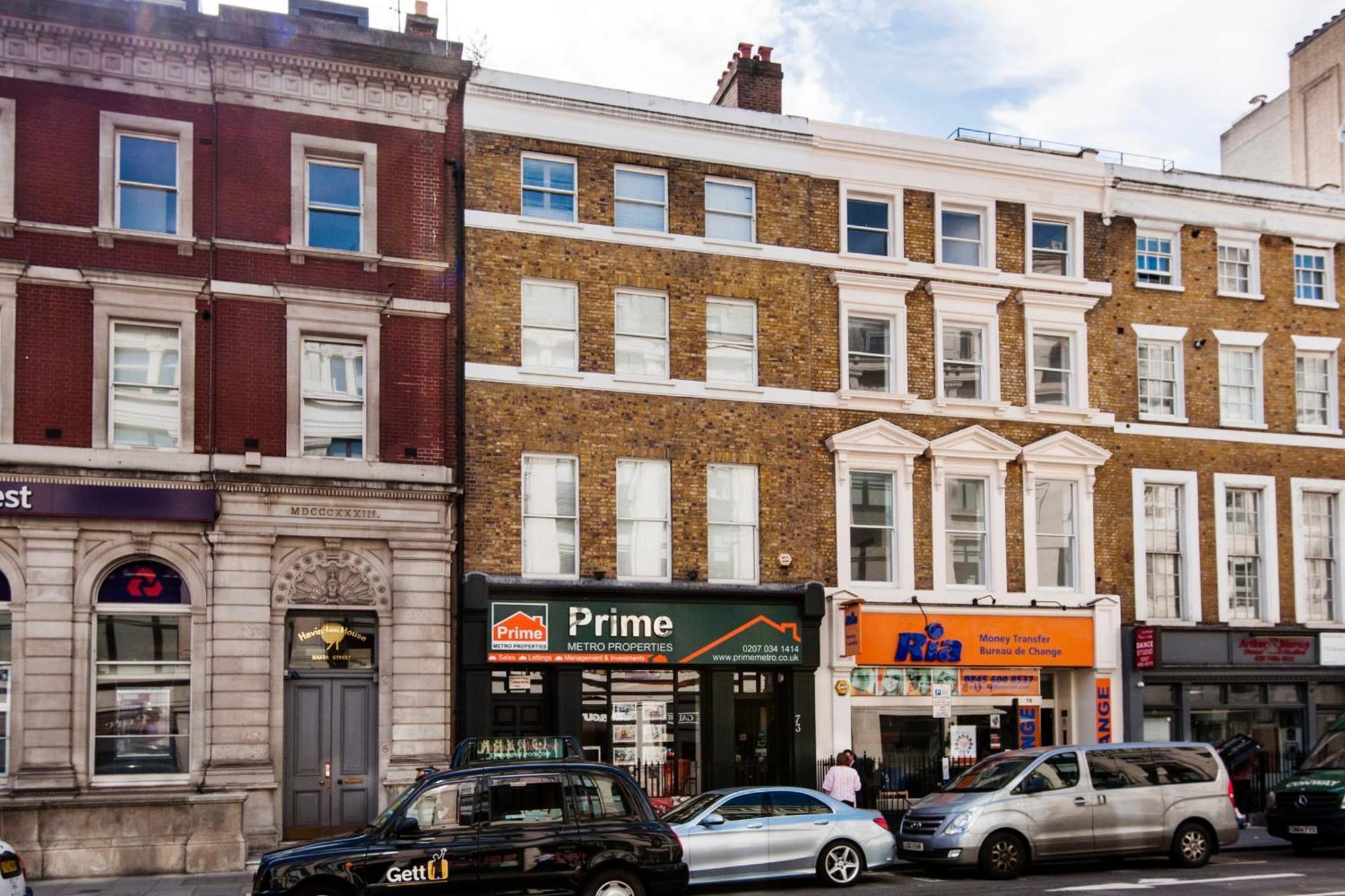 Vibrant 2br Retreat In Baker Street Apartment *