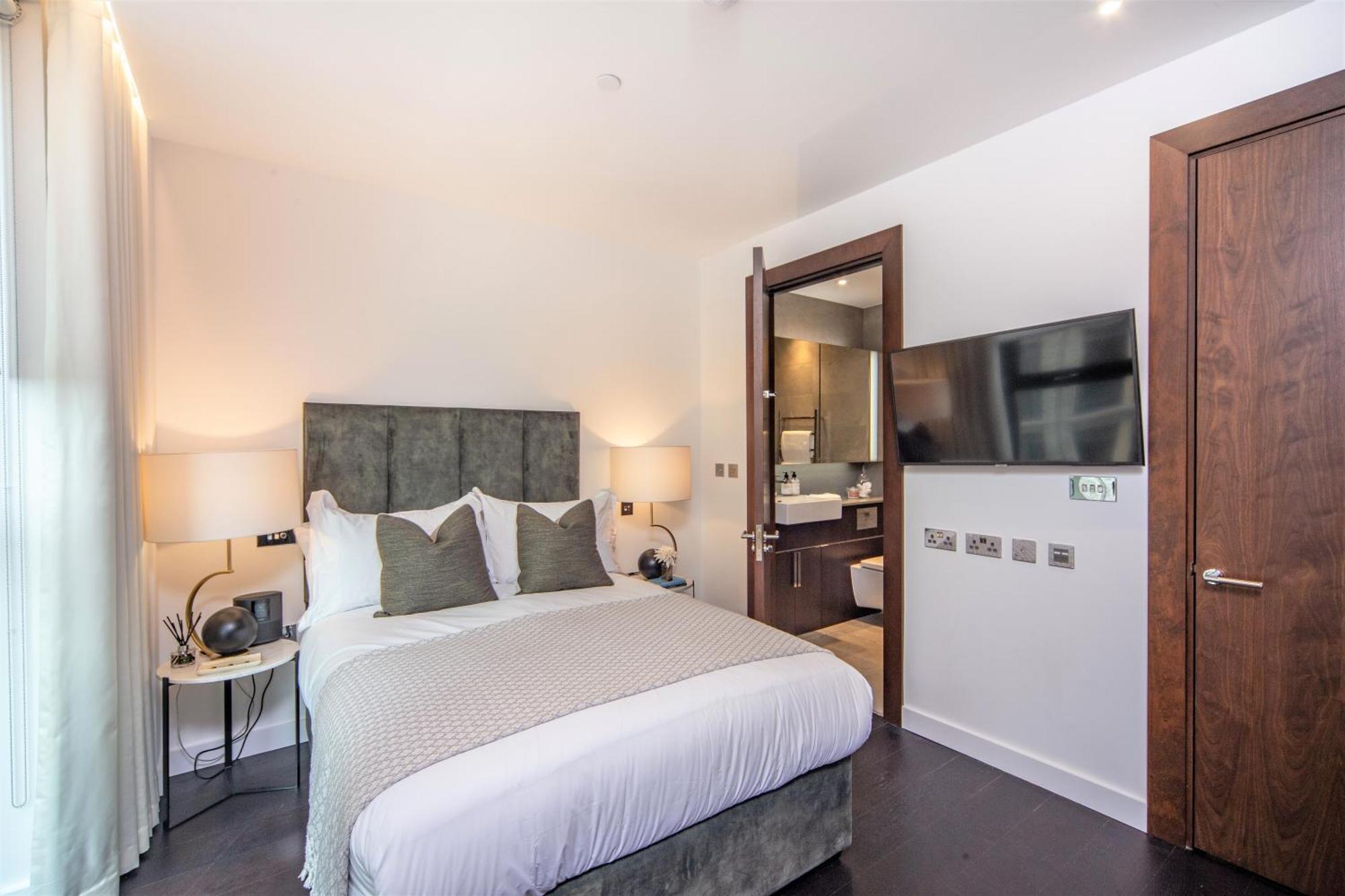 Thornes House London