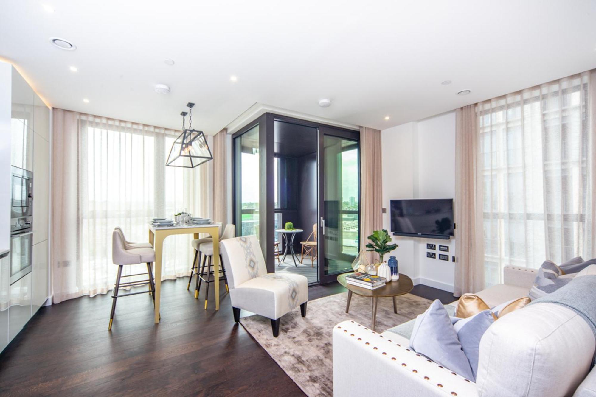 Thornes House Apartment *