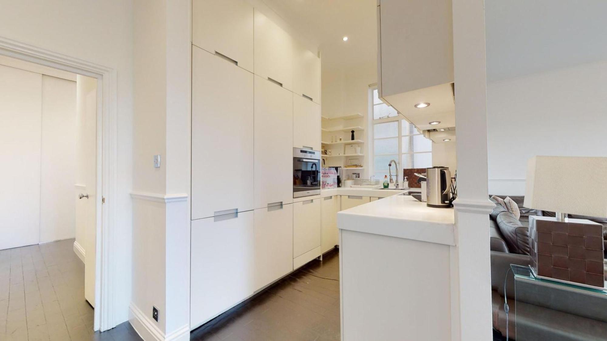 Hyde Park Gardens - 2 Bedroom London