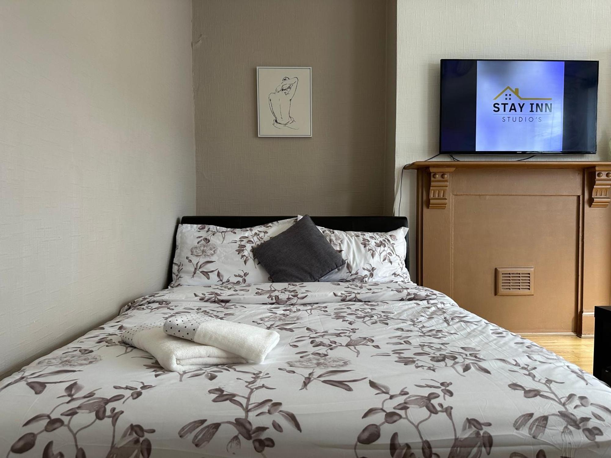 Studio's Apartment London