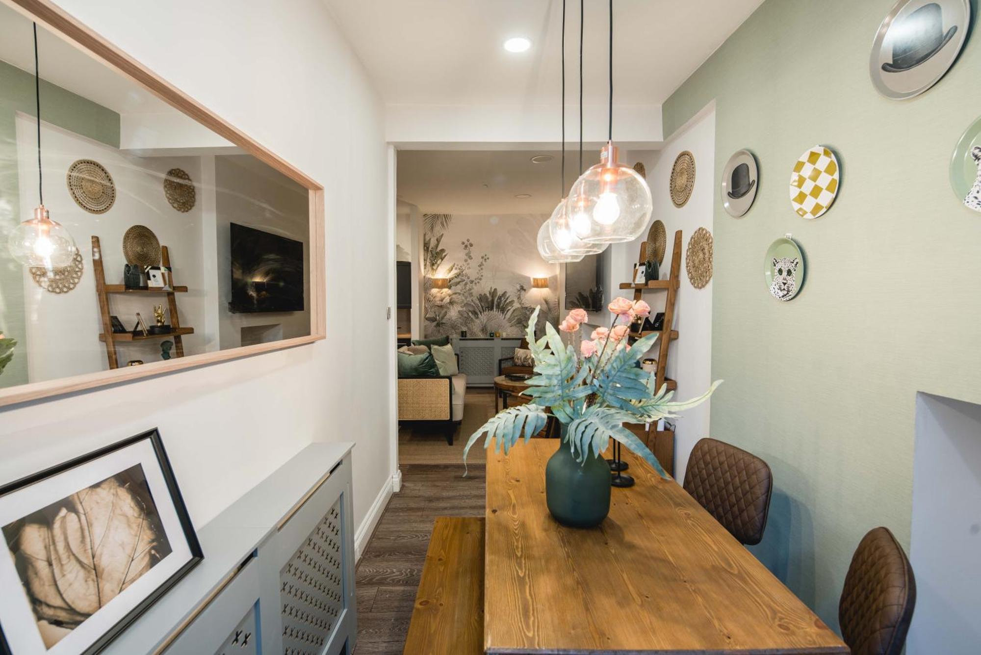 Apartment Bd Kensingtonolympia-newly Renovated 3bed London