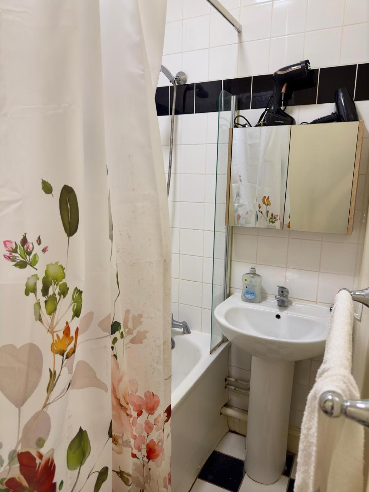 Apartamento Budget 2 Bedroom Close To Hyde Park Londres