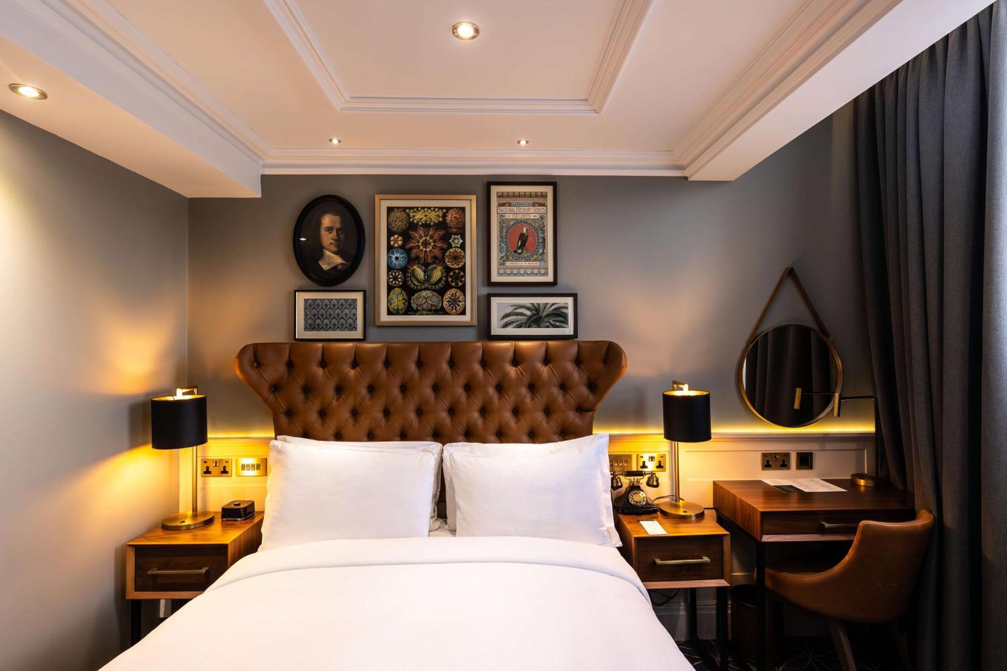 Hotel 100 Queen's Gate London, Curio Collection By Hilton London
