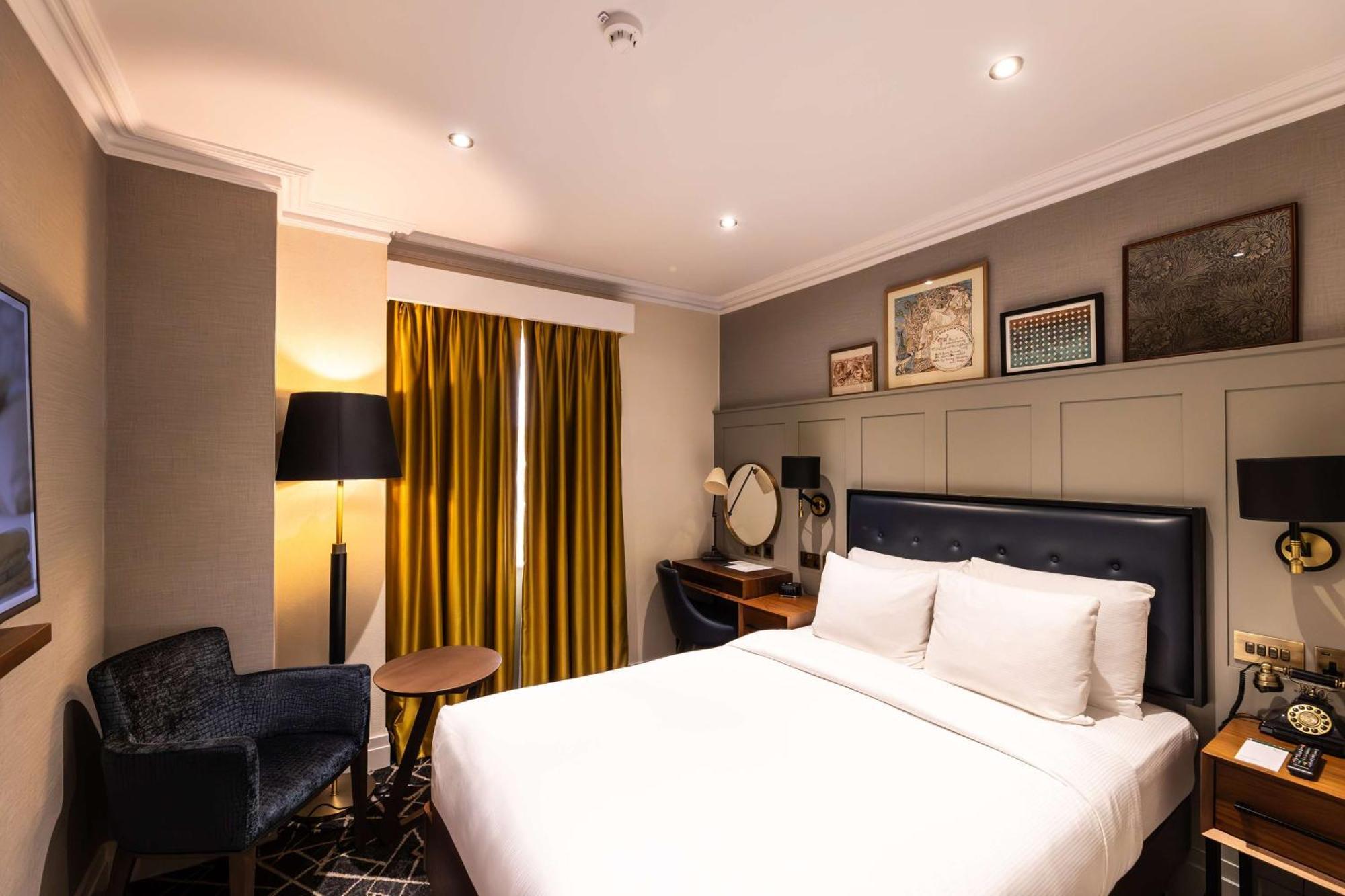 100 Queen's Gate London, Curio Collection By Hilton Hotel London