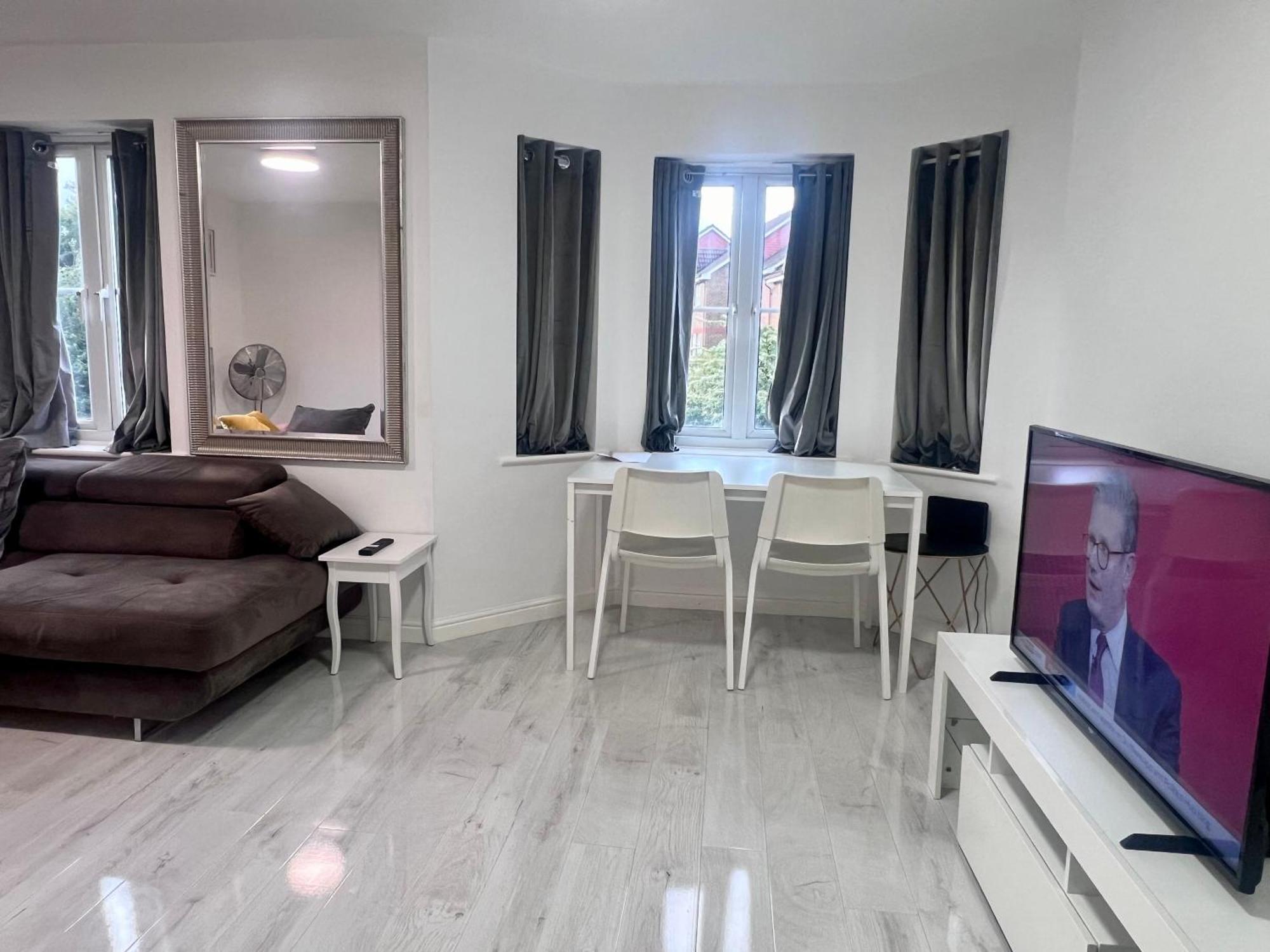 Royallodge Apartamento