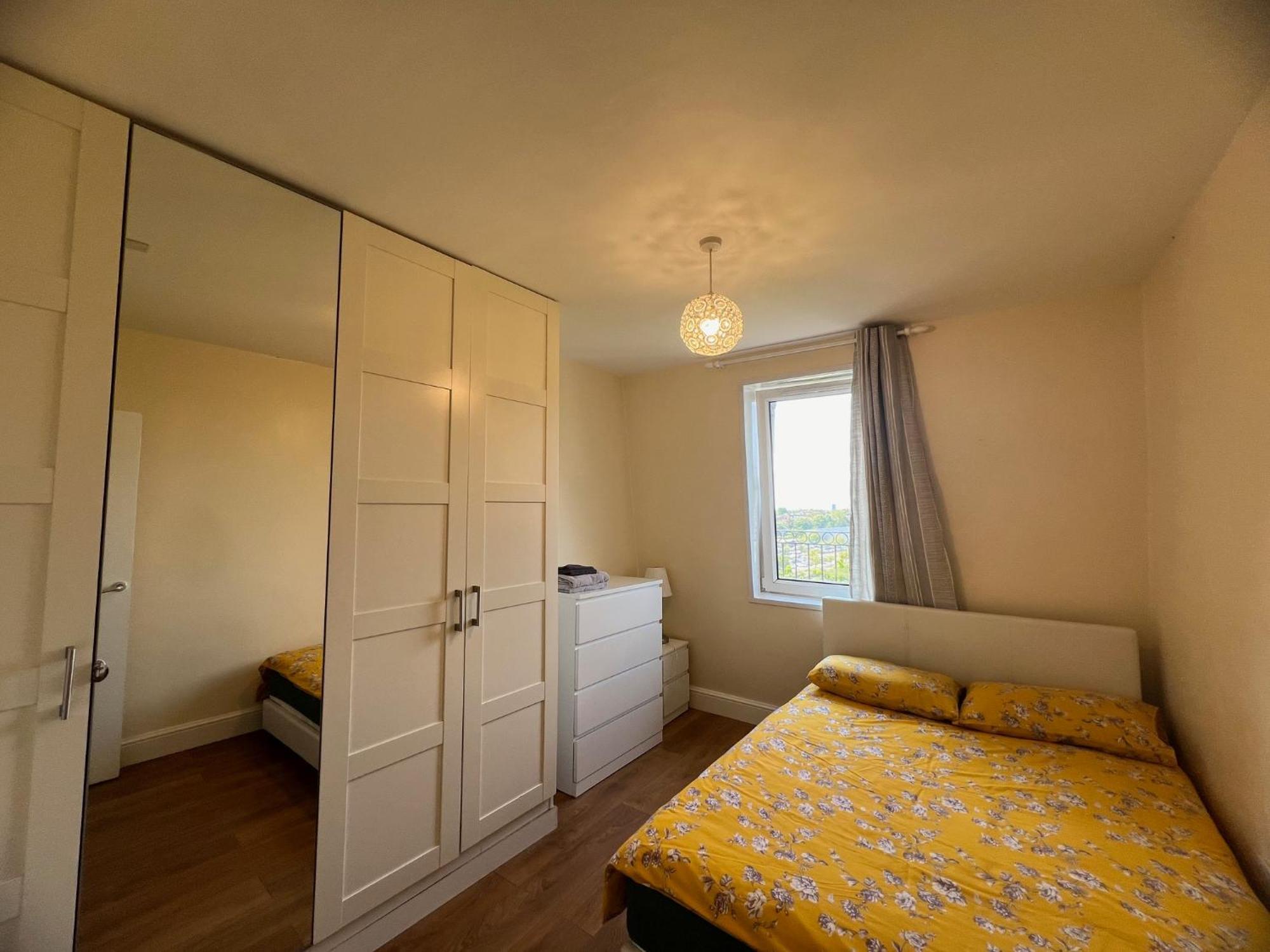 Comfy 2 Bedroom - Finchley Road, * London